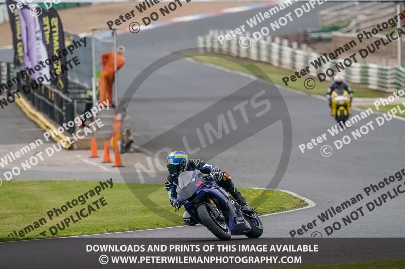 enduro digital images;event digital images;eventdigitalimages;mallory park;mallory park photographs;mallory park trackday;mallory park trackday photographs;no limits trackdays;peter wileman photography;racing digital images;trackday digital images;trackday photos